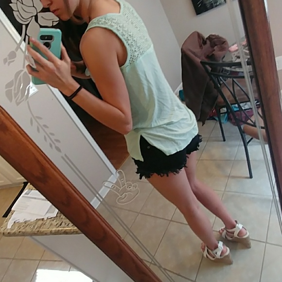 Tank top - Picture 2 of 2